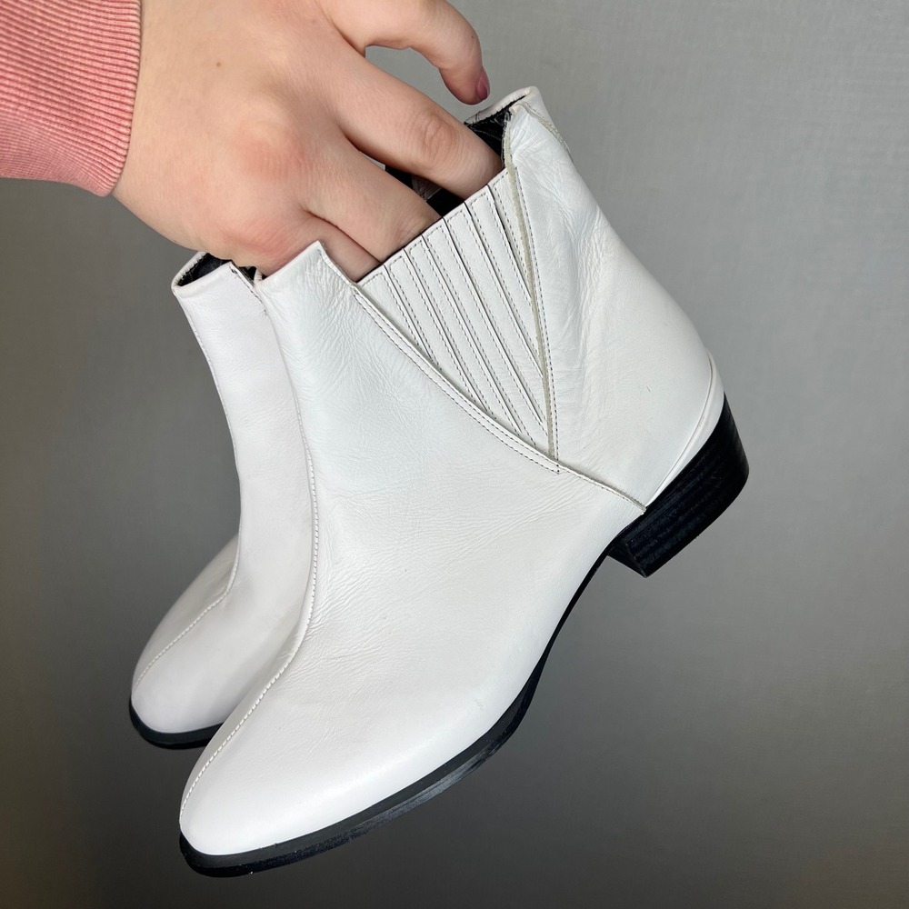 Mina Shoes White Leather Pointed Toe Chelsea Western Ankle Boots Womens 7 MEX 4 - Picture 3 of 8